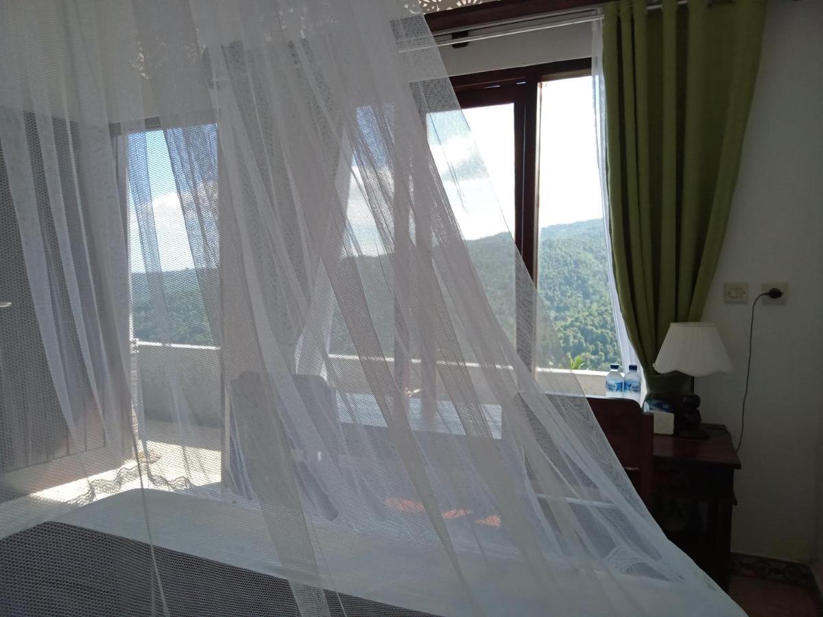 Aris Homestay&Warung Made Munduk  Luaran gambar